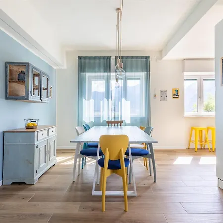 Iseolakerental - L'ora House * Castro (Lombardy)